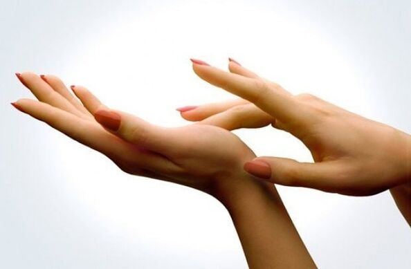 Hand skin renewal